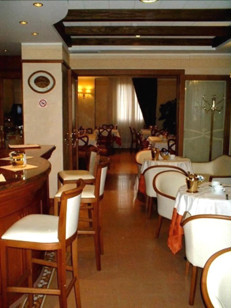 安蒂科马塞托酒店 兰波雷基奥 餐厅 照片